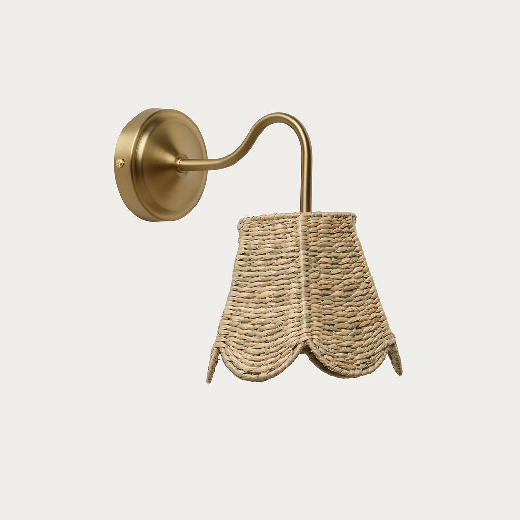 16cm scalloped empire pendant in seagrass