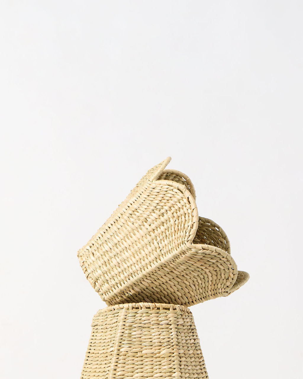 16cm scallop empire lampshade in seagrass