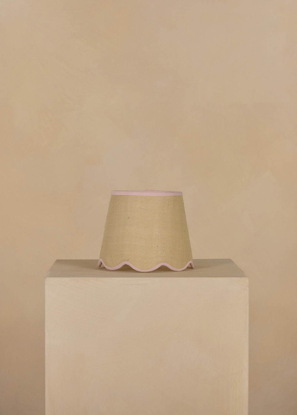 25cm scalloped straight empire lampshade in jute