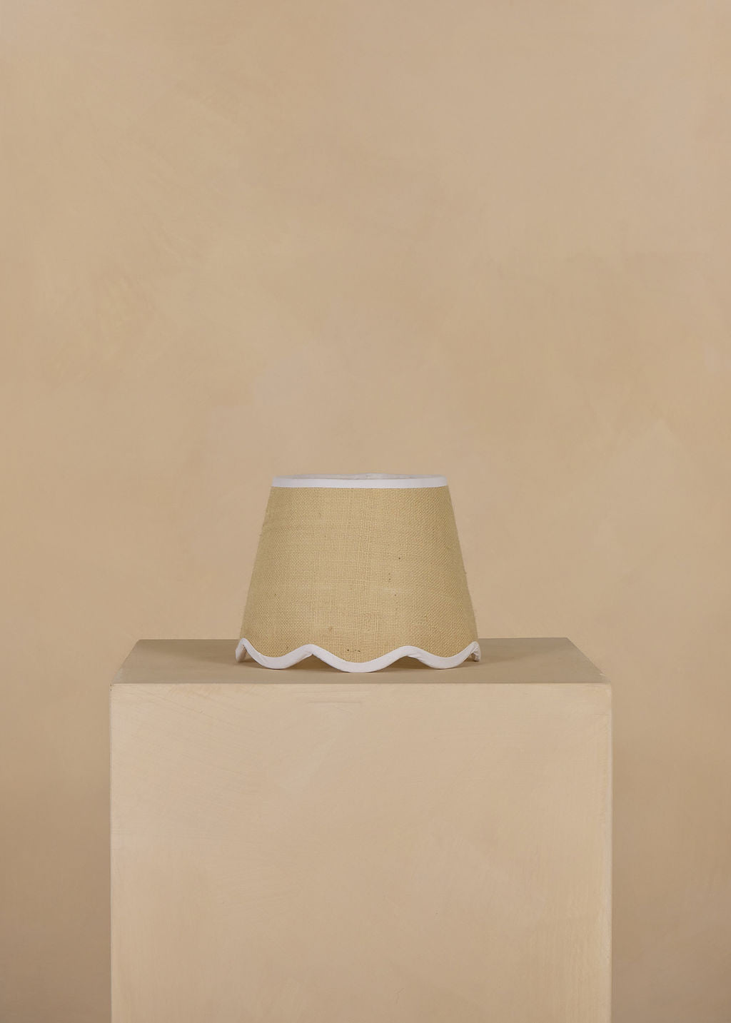 25cm scalloped straight empire lampshade in jute