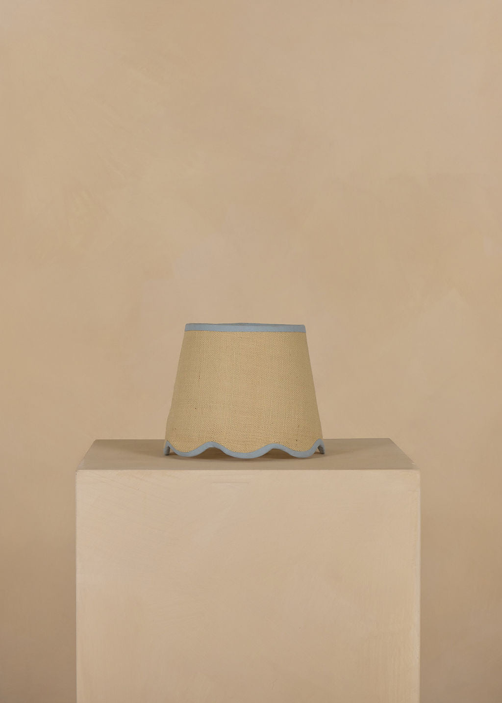 25cm scalloped straight empire lampshade in jute