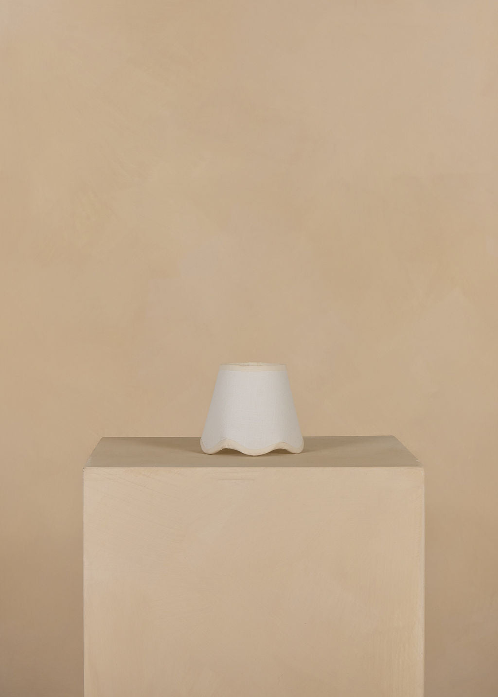 16cm scallop empire lampshade in cotton