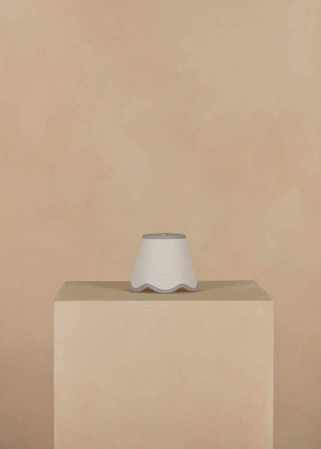 16cm scallop empire lampshade in cotton