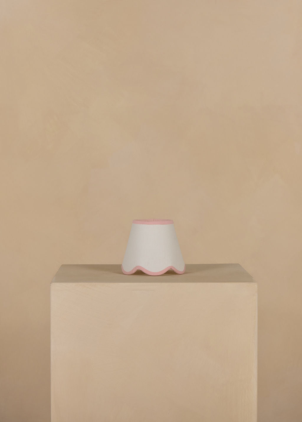 16cm scallop empire lampshade in cotton
