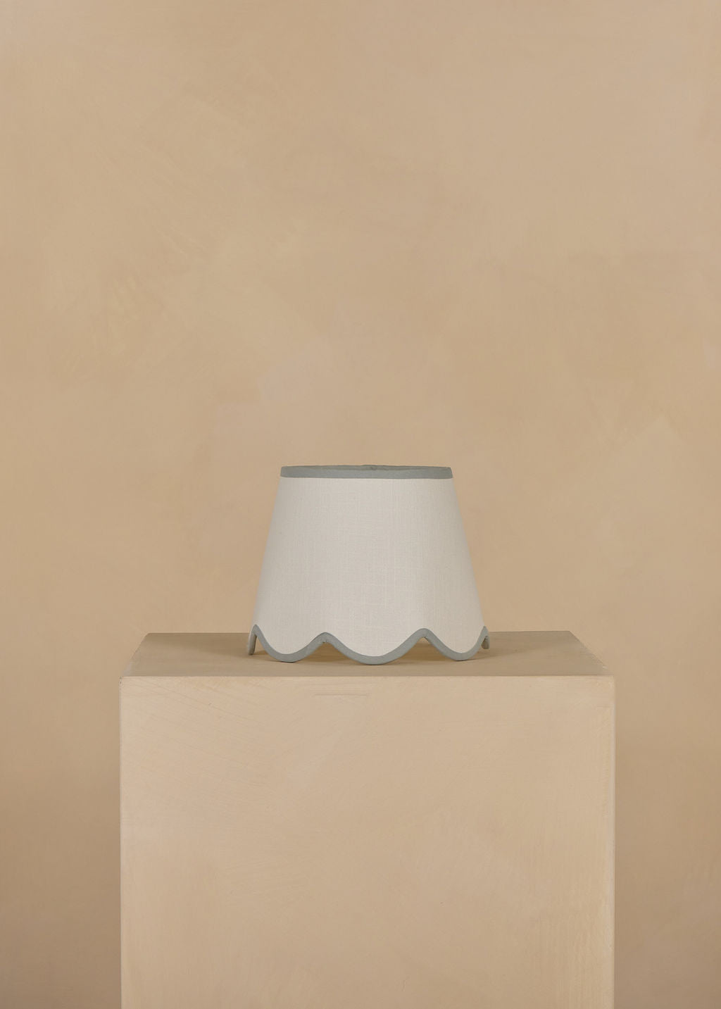 25cm scallop straight empire lampshade in cotton
