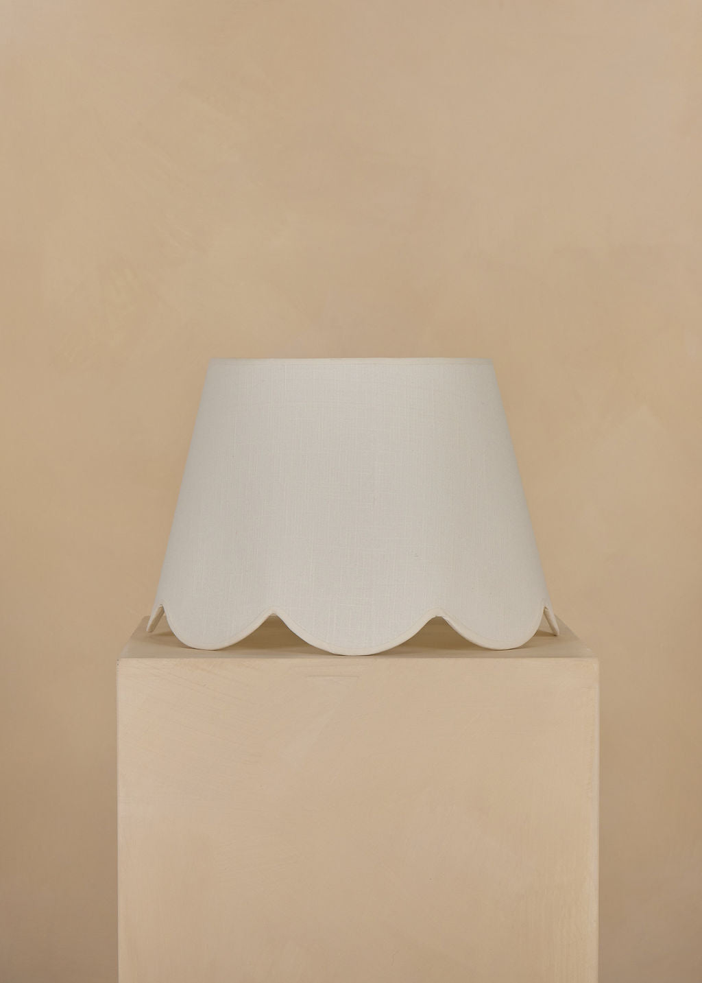 45cm scallop straight empire lampshade in cotton
