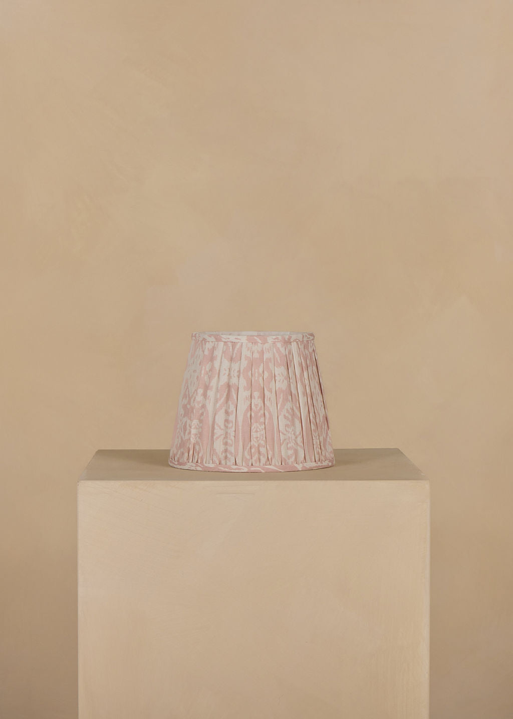 25cm straight empire gathered lampshade in ikat linen