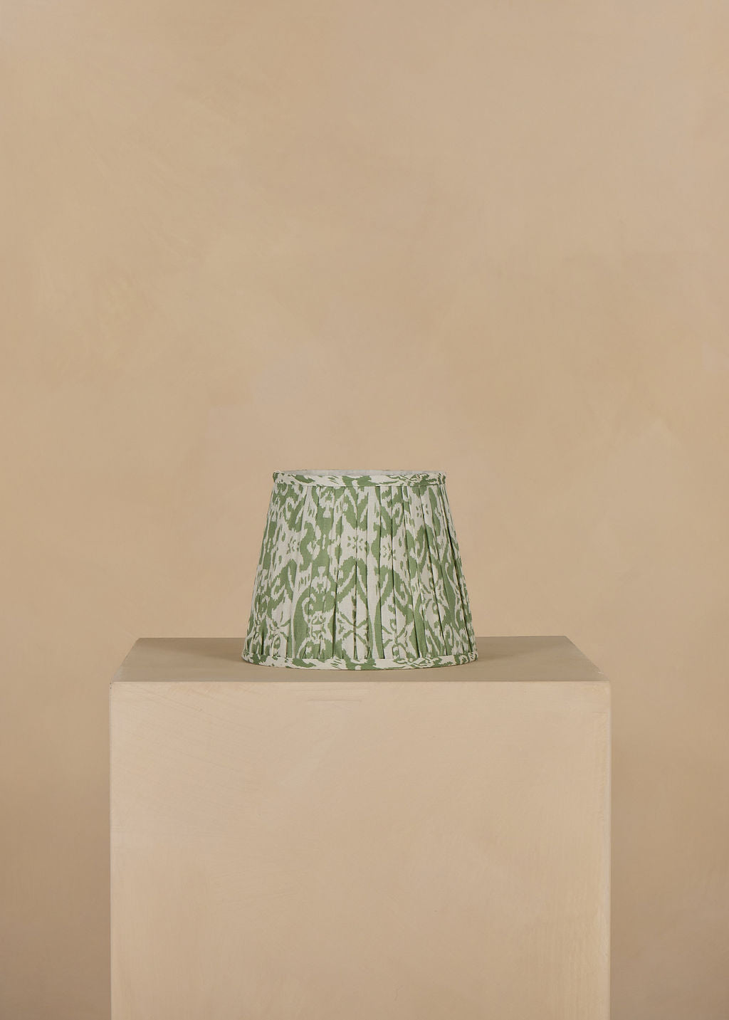 25cm straight empire gathered lampshade in ikat linen