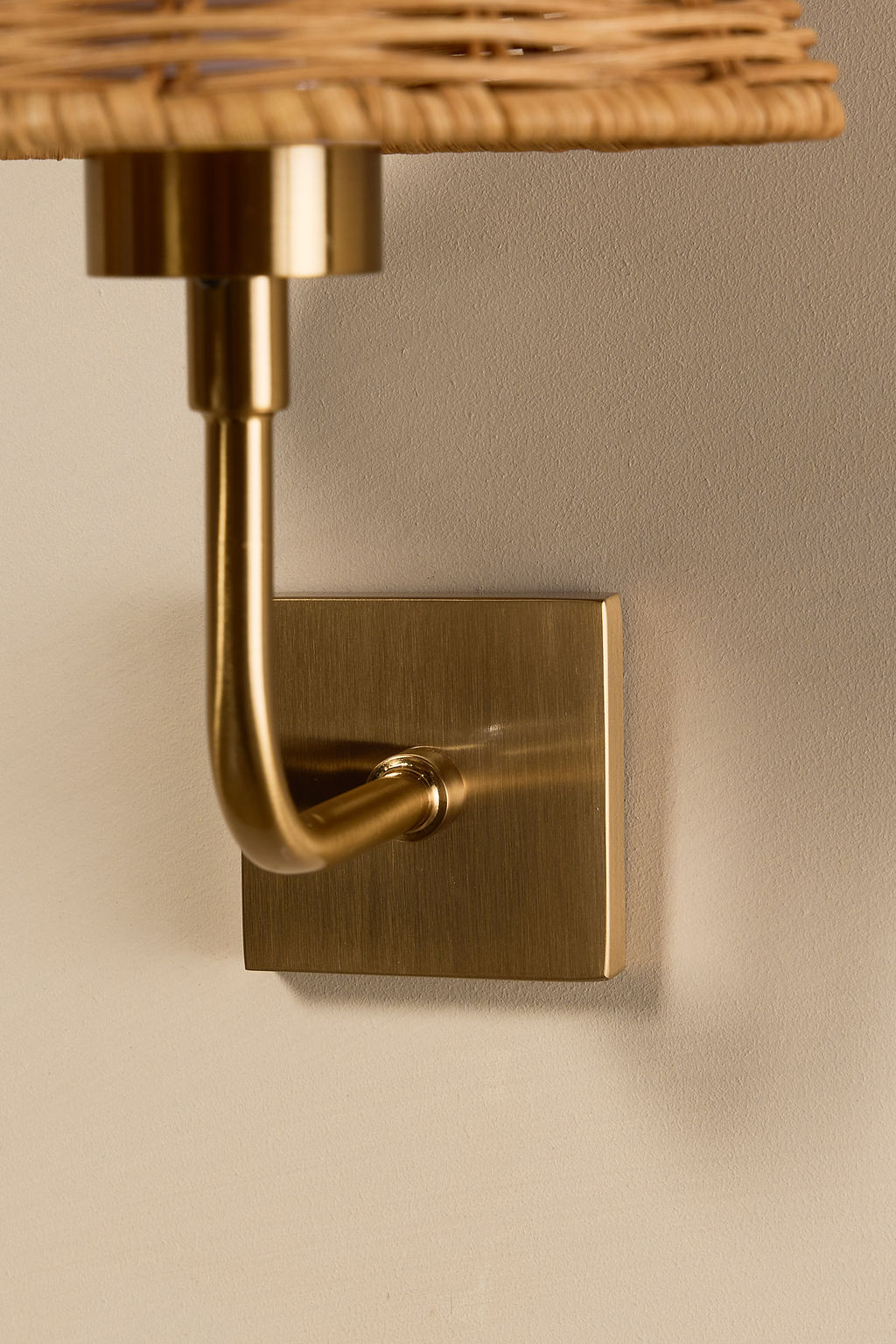 Duruga Rechargeable Wall Light in Brass & Rattan