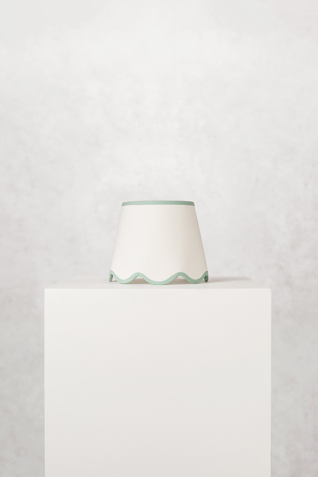 25cm scallop straight empire lampshade in cotton - Green