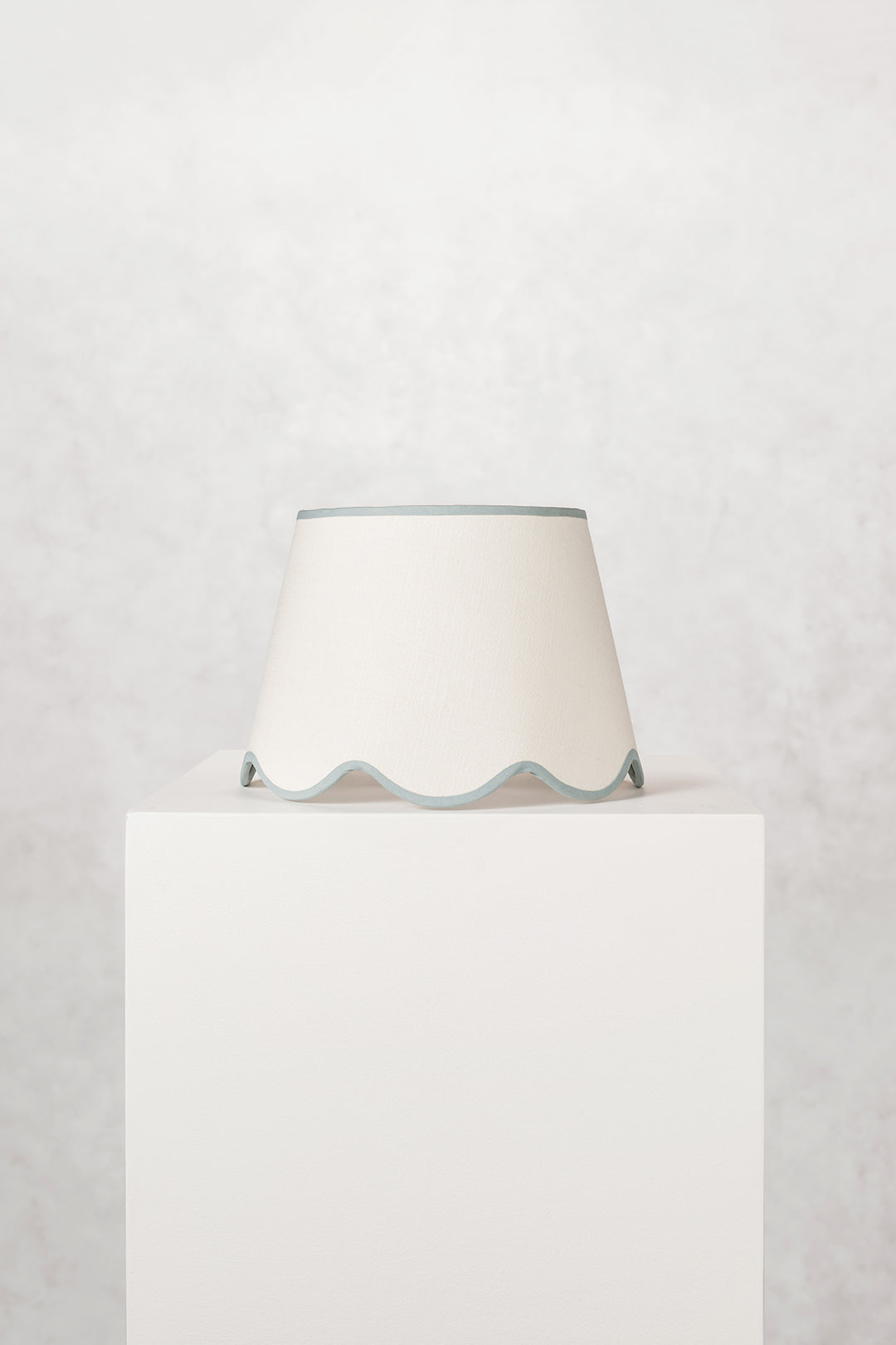 35cm scallop straight empire shade in cotton