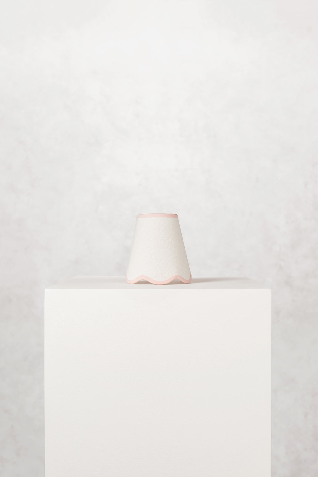 16cm scallop tall tapered lampshade with candle clip in cotton - Pink