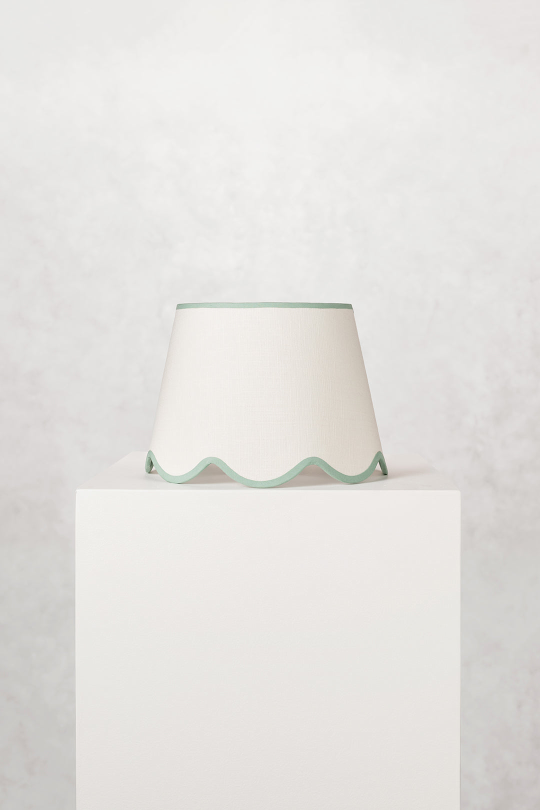 35cm scallop straight empire shade in cotton