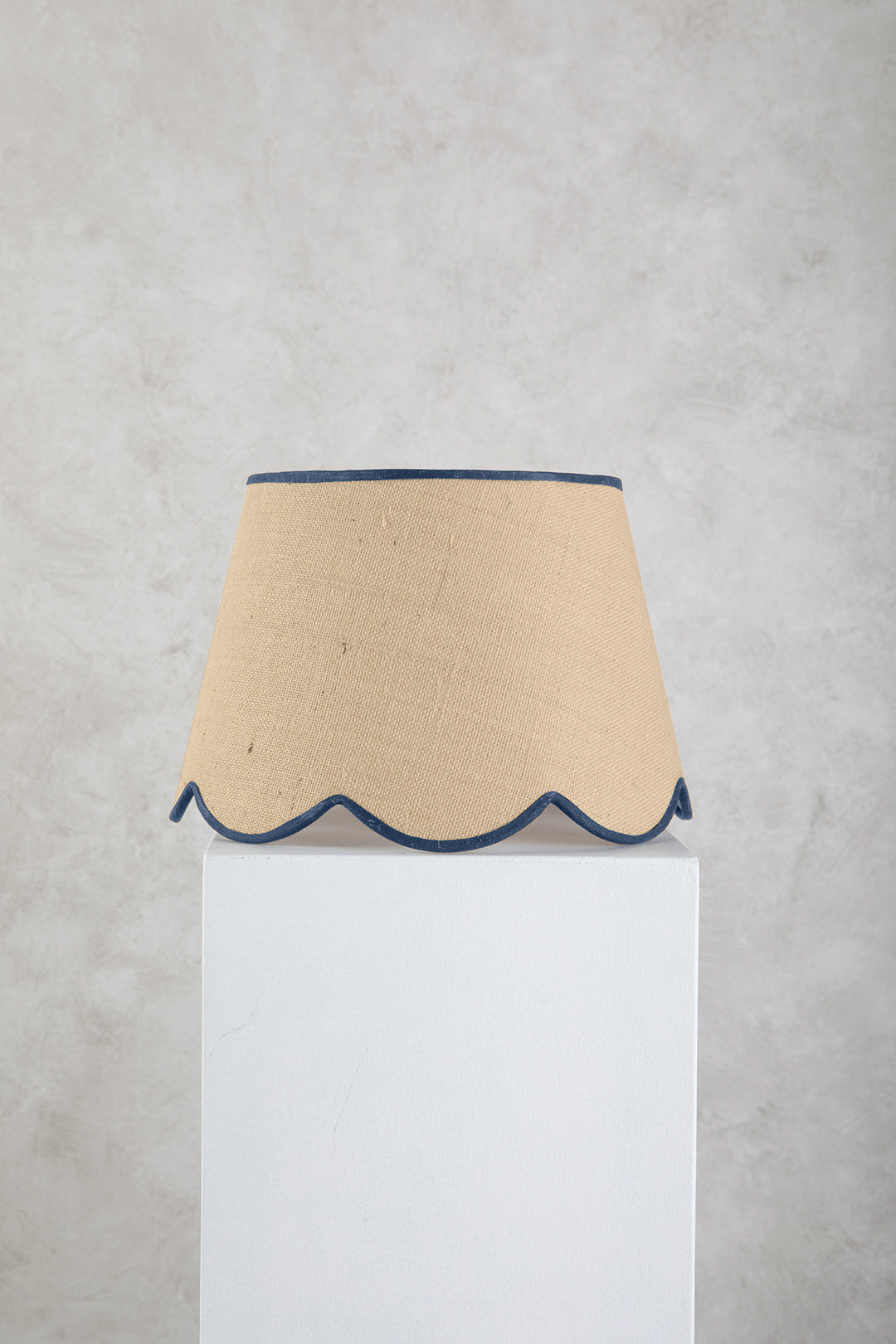 45cm scalloped straight empire shade in jute