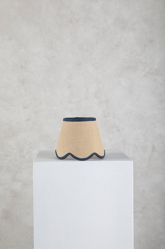 16cm scalloped empire lampshade in jute - Navy blue
