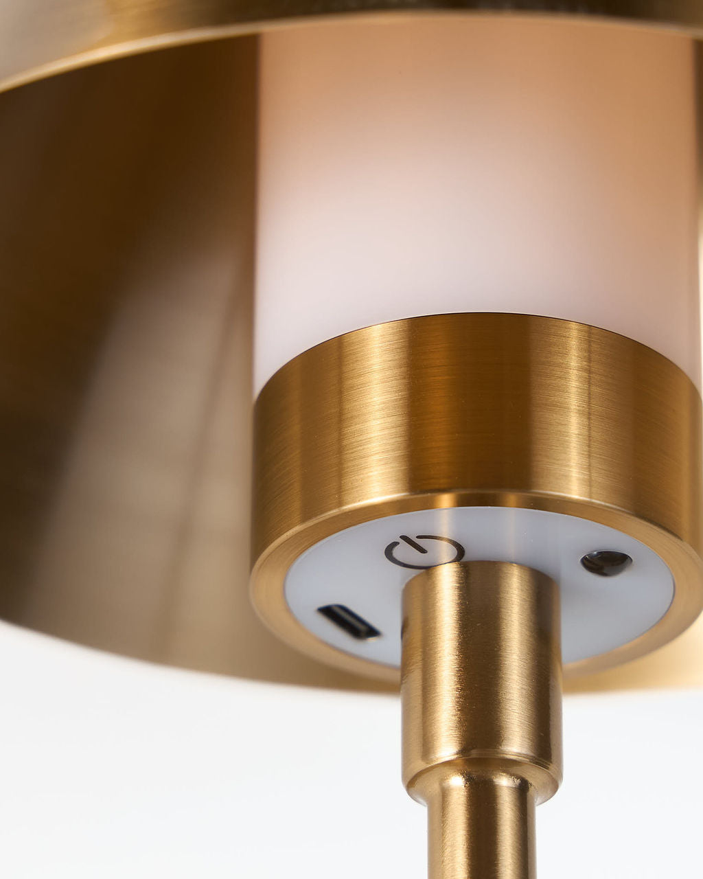 Duruga Wall Light in Brass