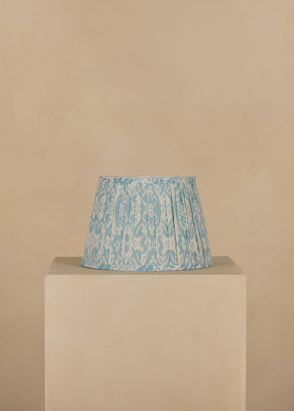 35cm straight empire gathered lampshade in ikat linen