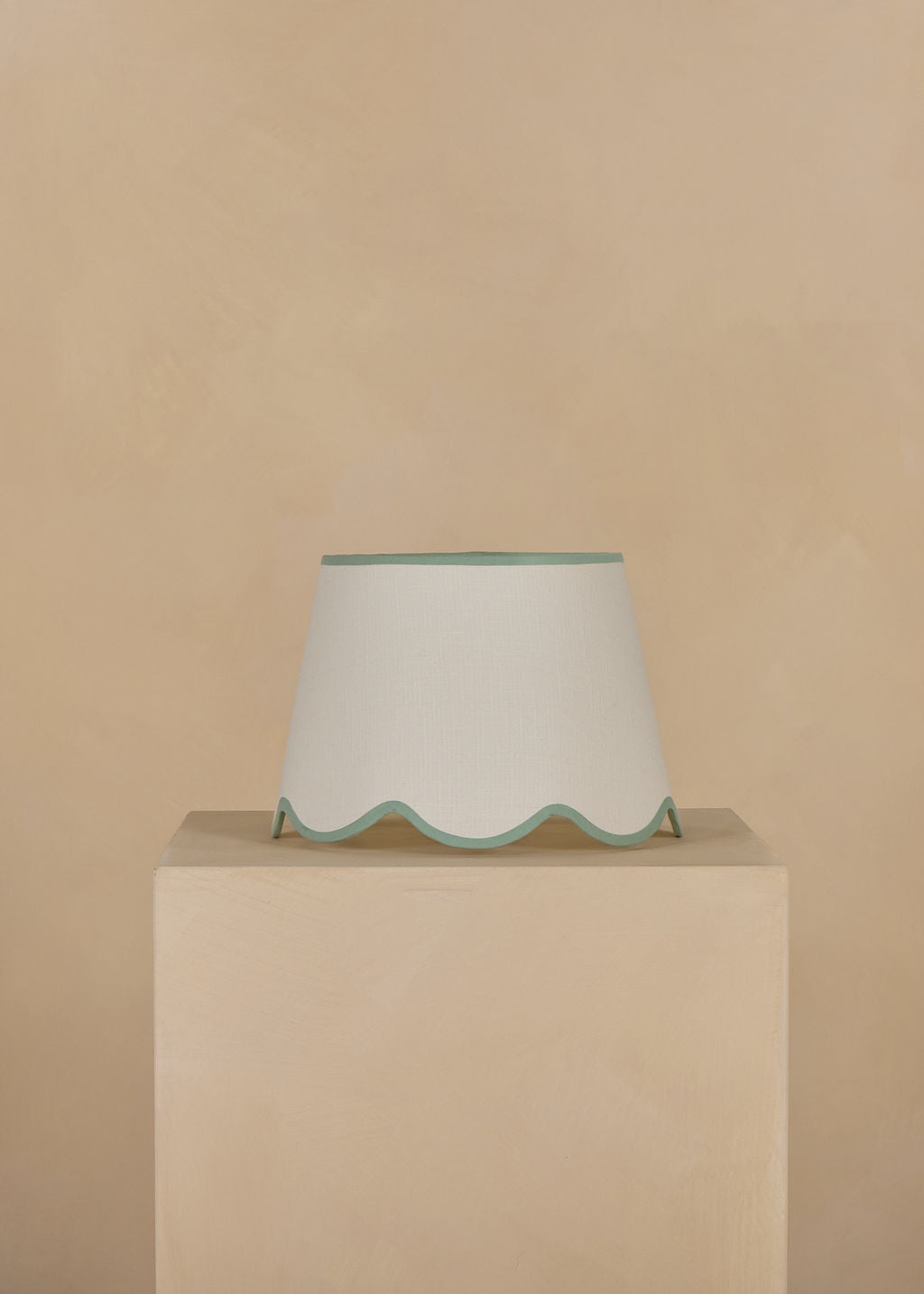 35cm scallop straight empire lampshade in cotton