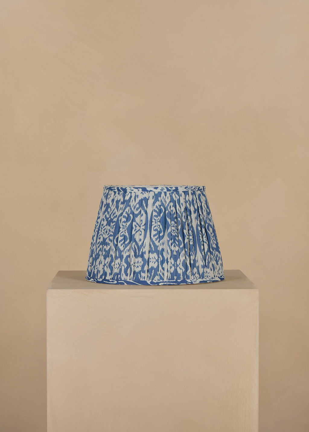 35cm straight empire gathered lampshade in ikat linen