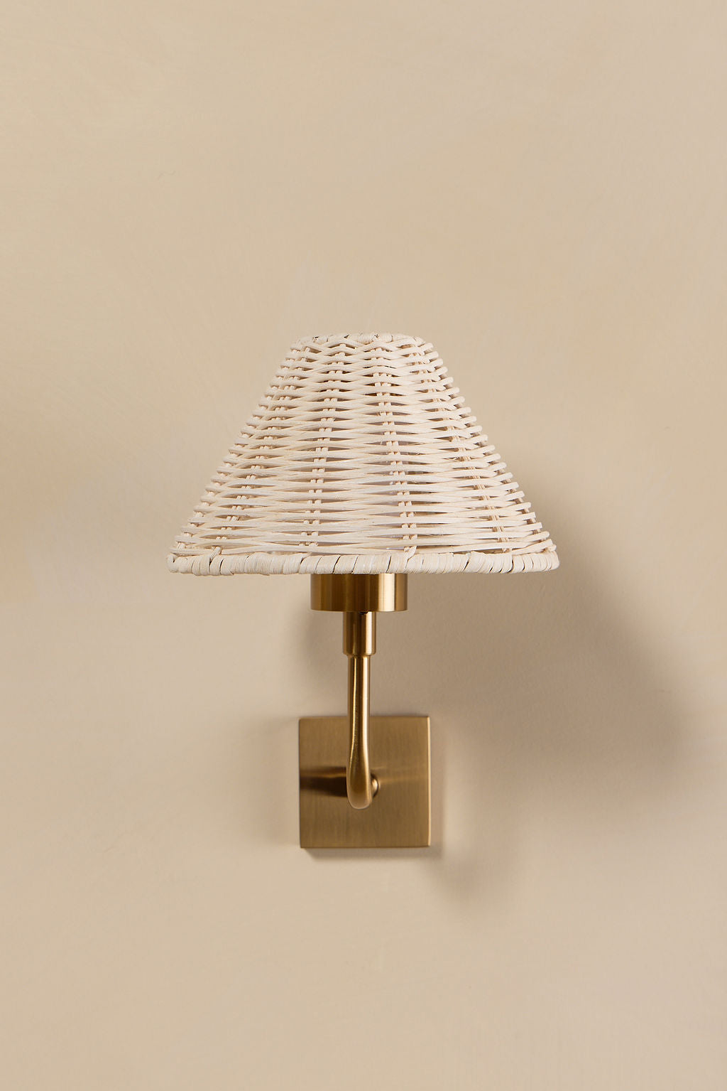 Duruga Rechargeable Wall Light in Brass & White Rattan