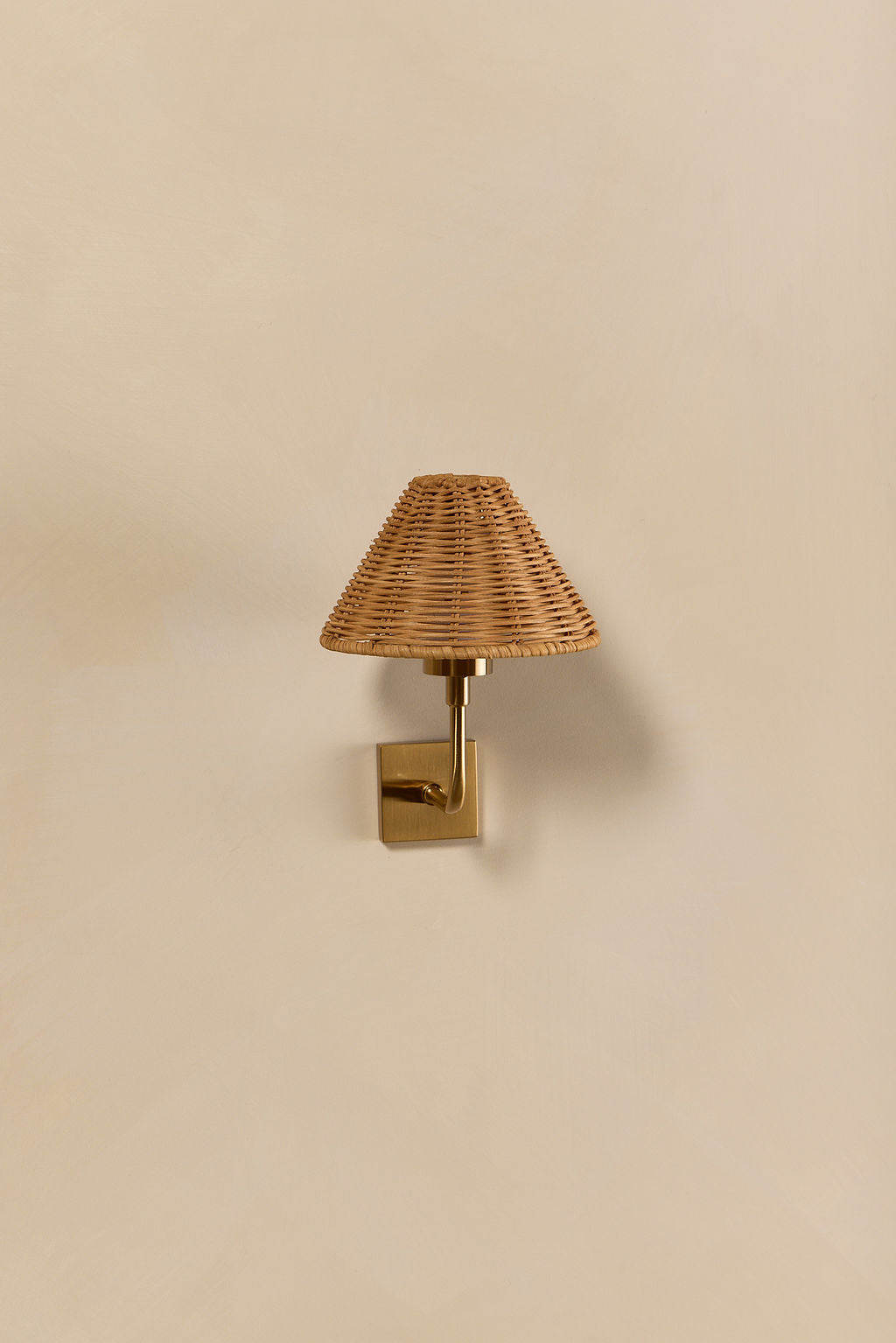 Duruga Rechargeable Wall Light in Brass & Rattan