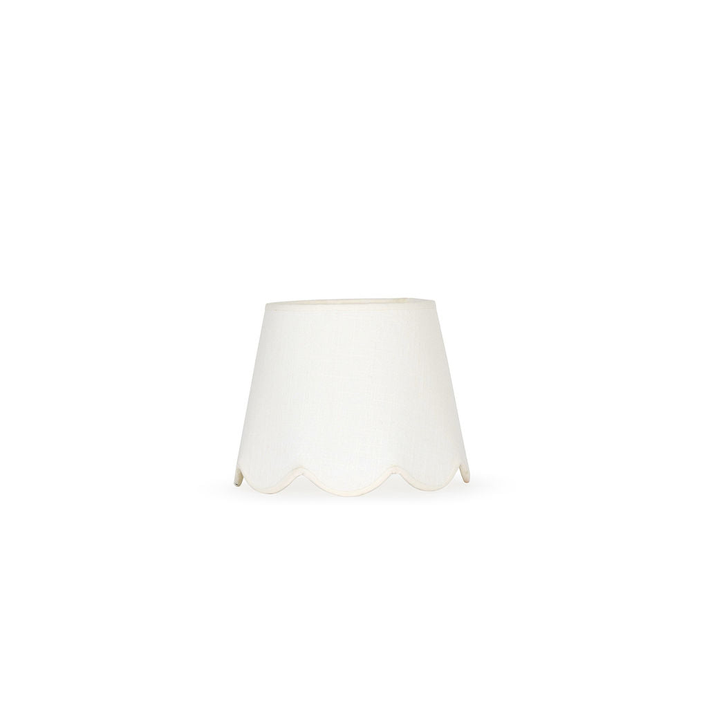 25cm white scalloped straight empire lampshade - White